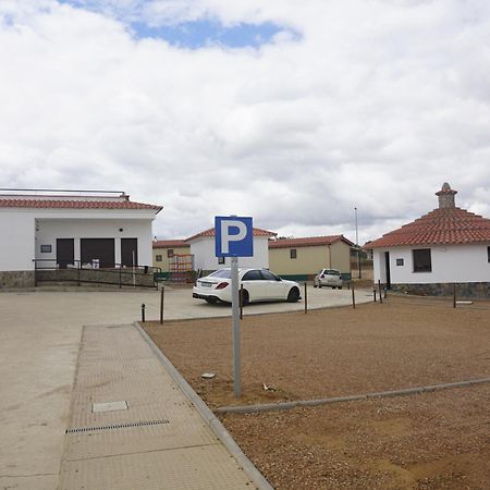 Cruceros Alqueva Hostel Cheles ภายนอก รูปภาพ