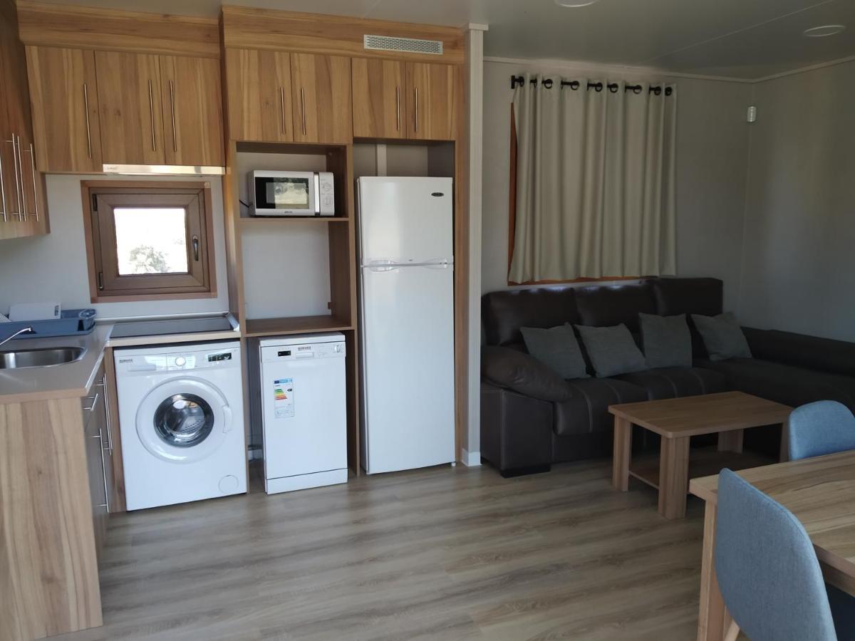 Cruceros Alqueva Hostel Cheles ภายนอก รูปภาพ