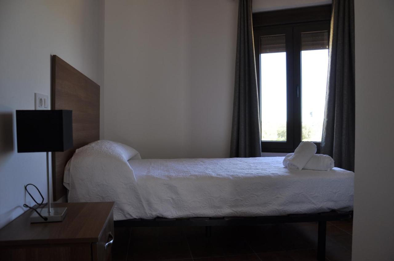 Cruceros Alqueva Hostel Cheles ภายนอก รูปภาพ