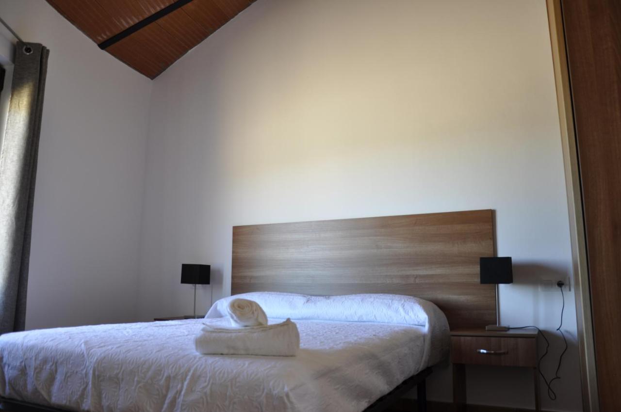 Cruceros Alqueva Hostel Cheles ภายนอก รูปภาพ