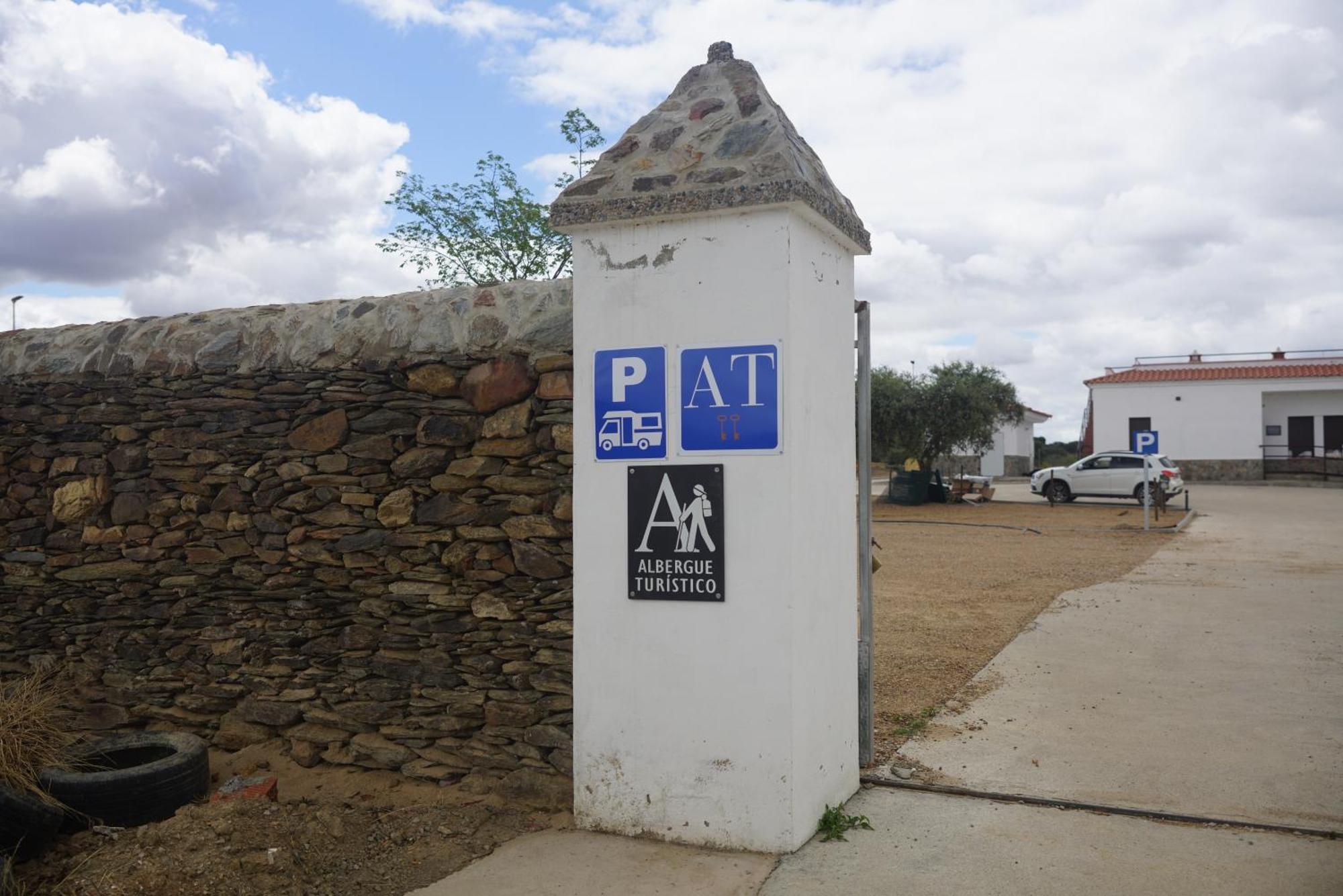 Cruceros Alqueva Hostel Cheles ภายนอก รูปภาพ